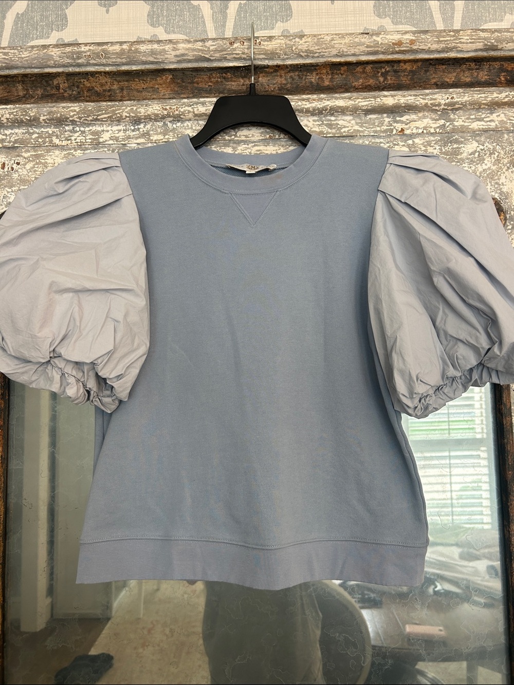 Women’s Puff-Sleeve Top in Light Blue